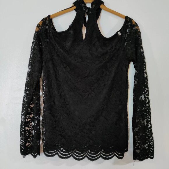 Forever 21 Black Lace Off The Shoulder Choker Top - Picture 2 of 4